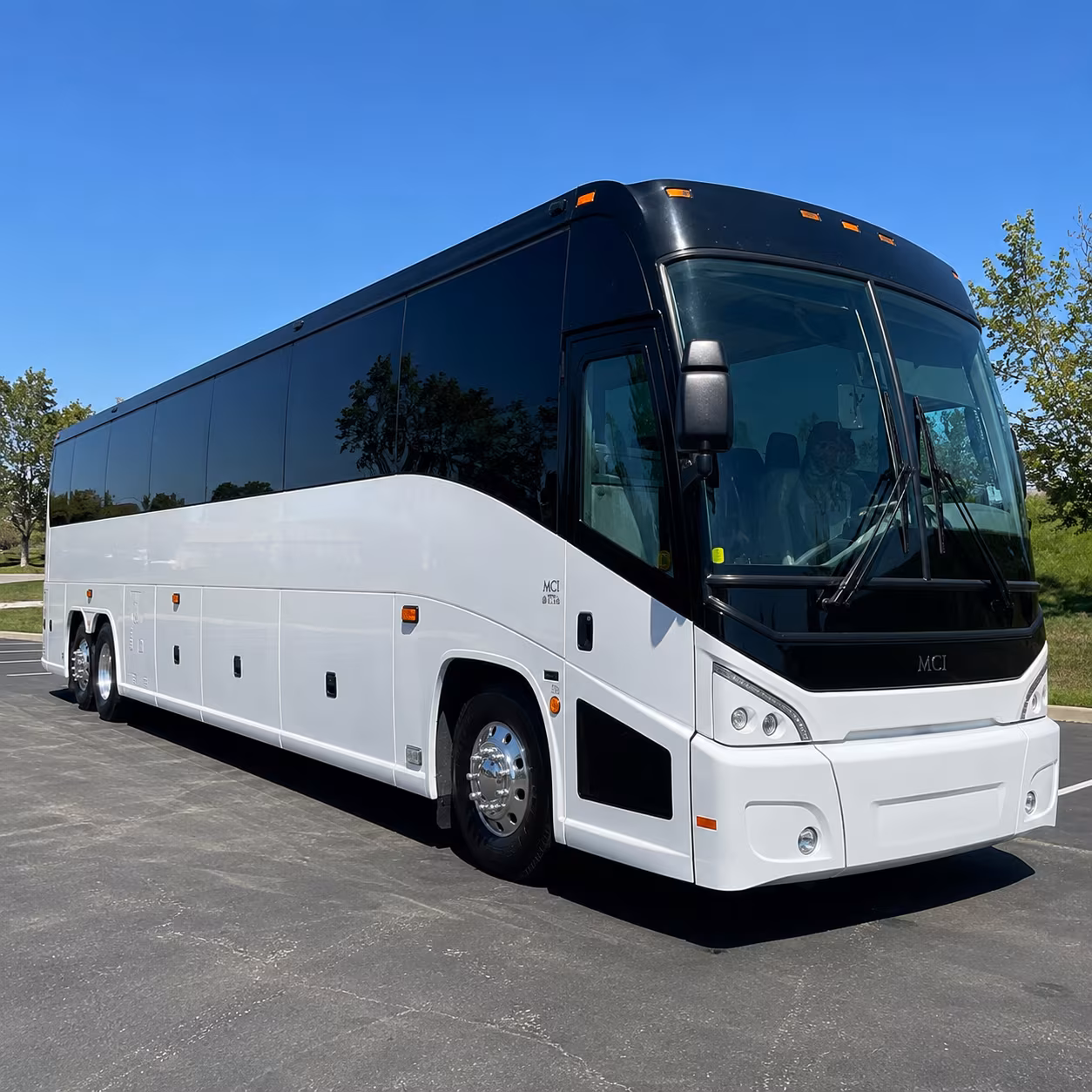 charter bus rentals for unt and dallas area college sports