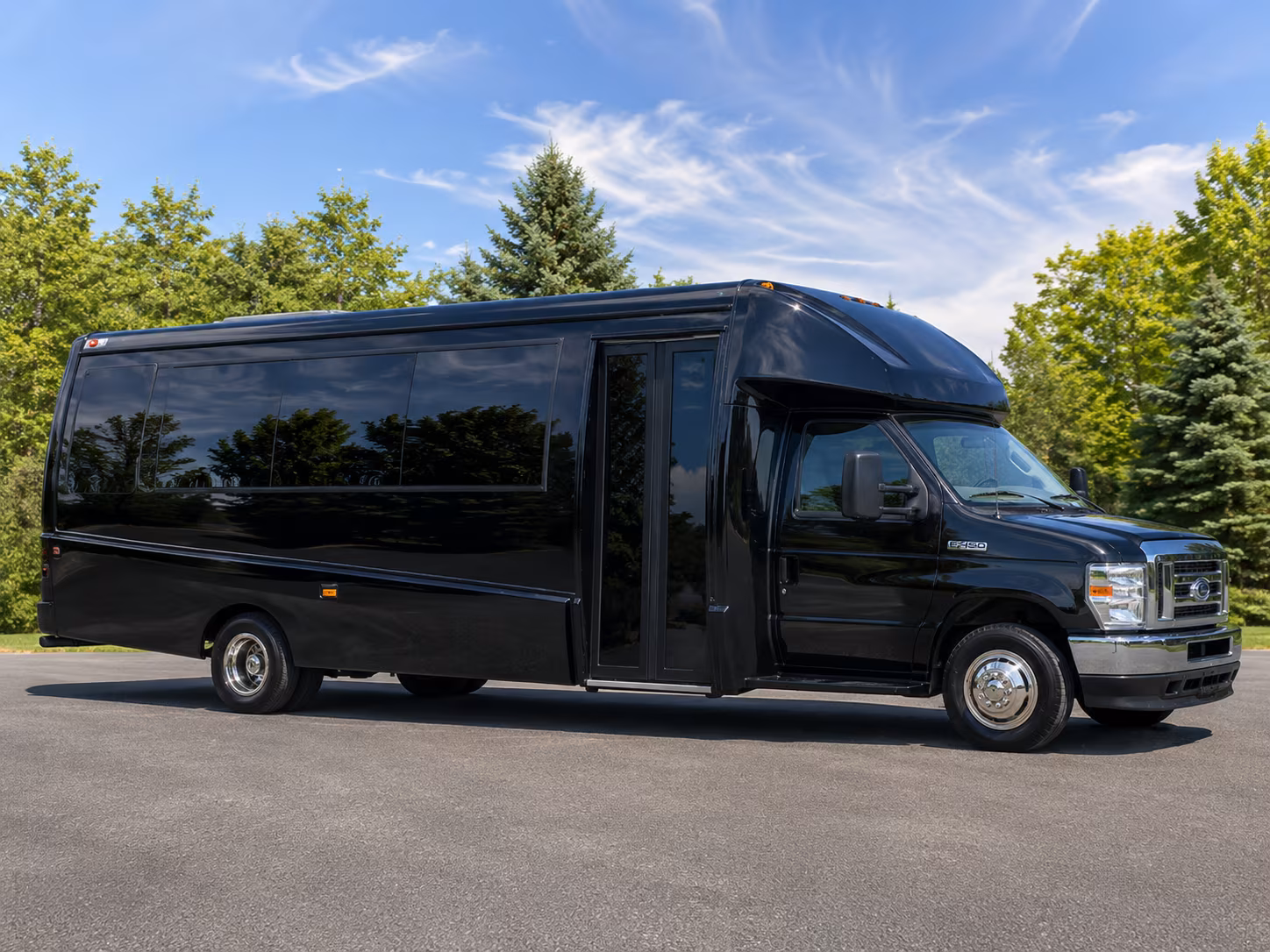 minibuses and charter buses for races at texas motor speedway